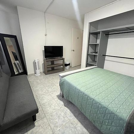 레온 8 Venator House Boutique 아파트 외부 사진