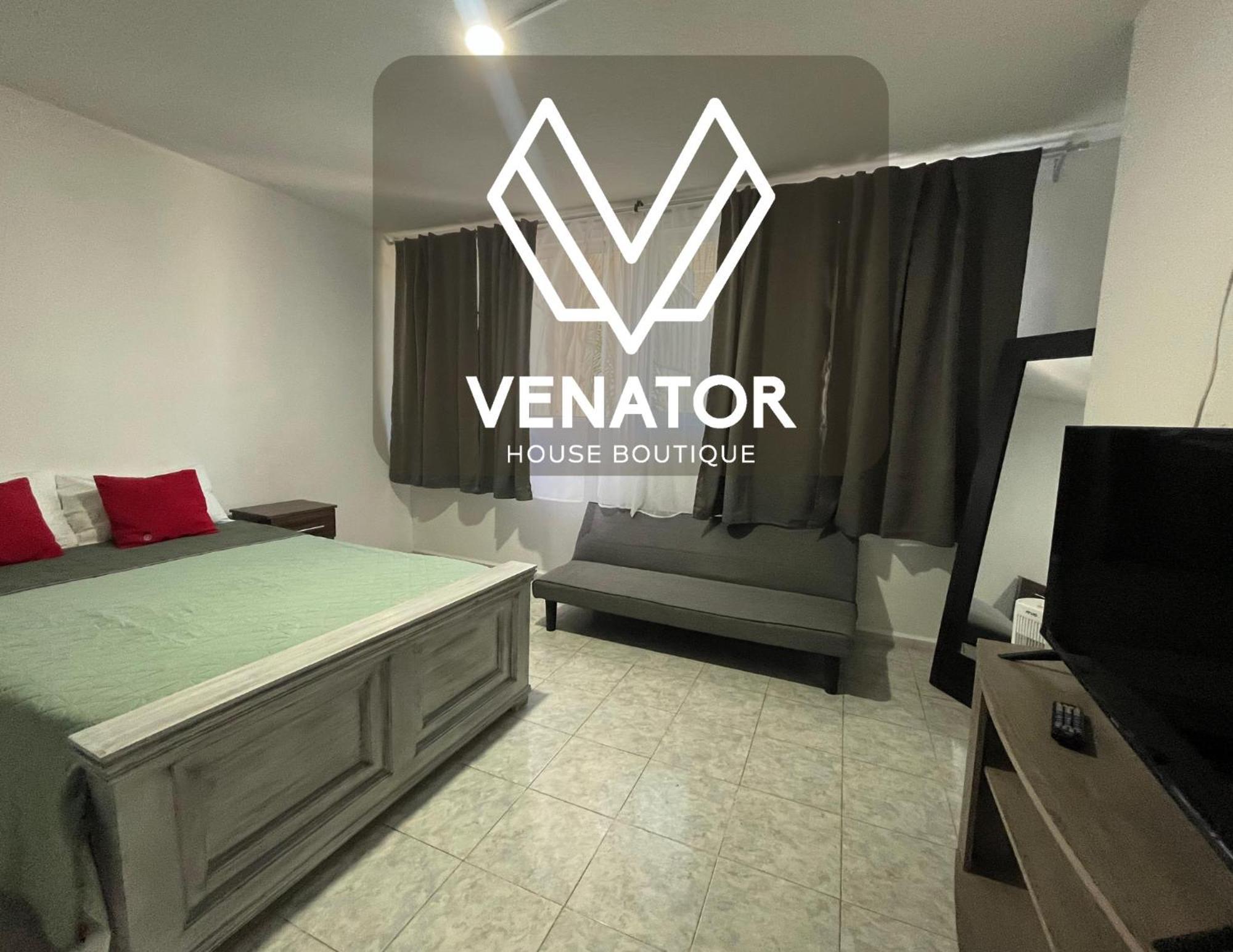 레온 8 Venator House Boutique 아파트 외부 사진